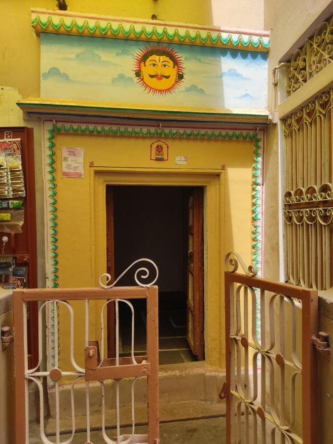 Heritage Homestay@Old City Near Ganges Varanasi Exterior foto